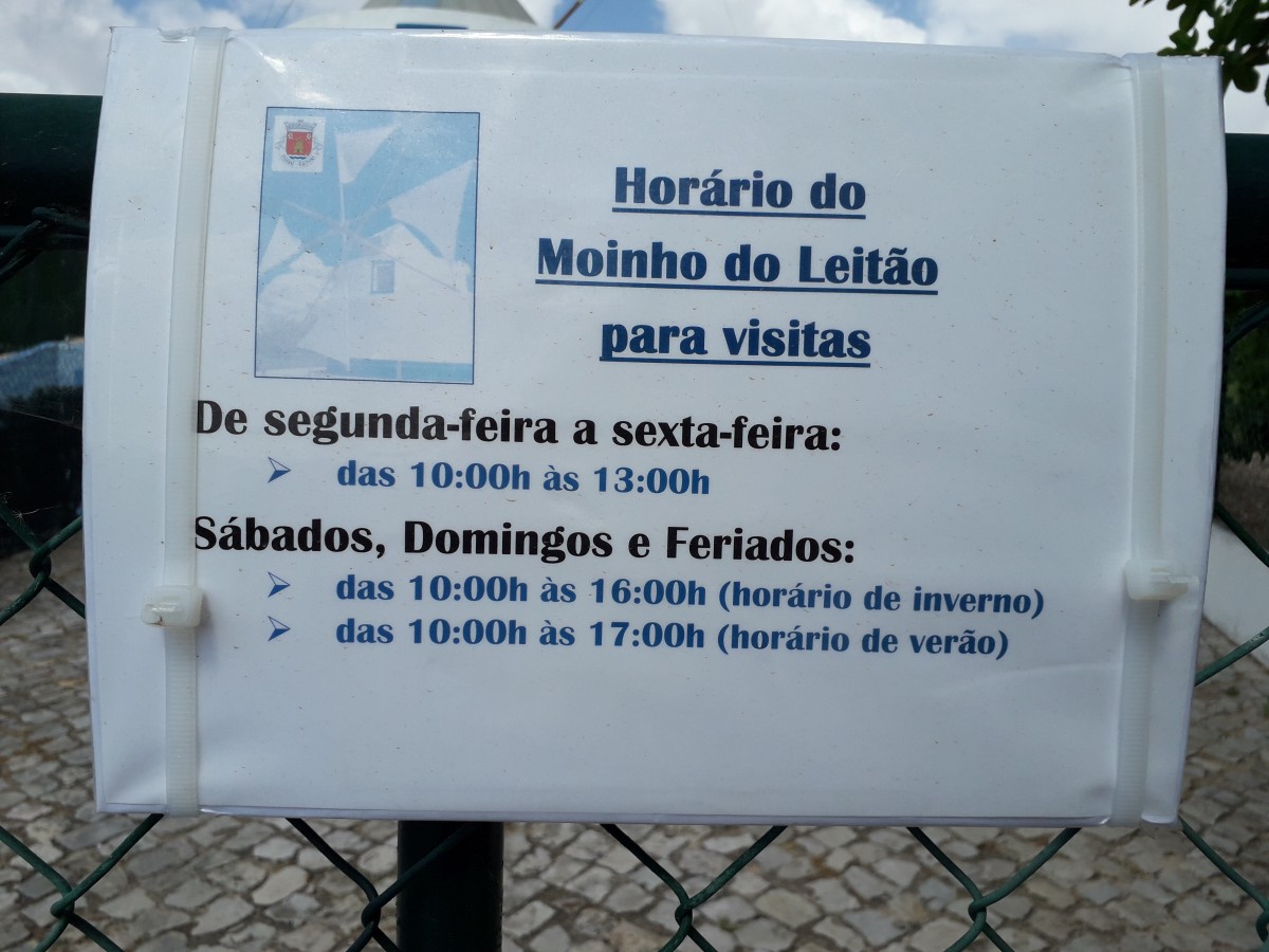 Openingstijden vand e windmolen van Paderne Moinho do Leitãi
