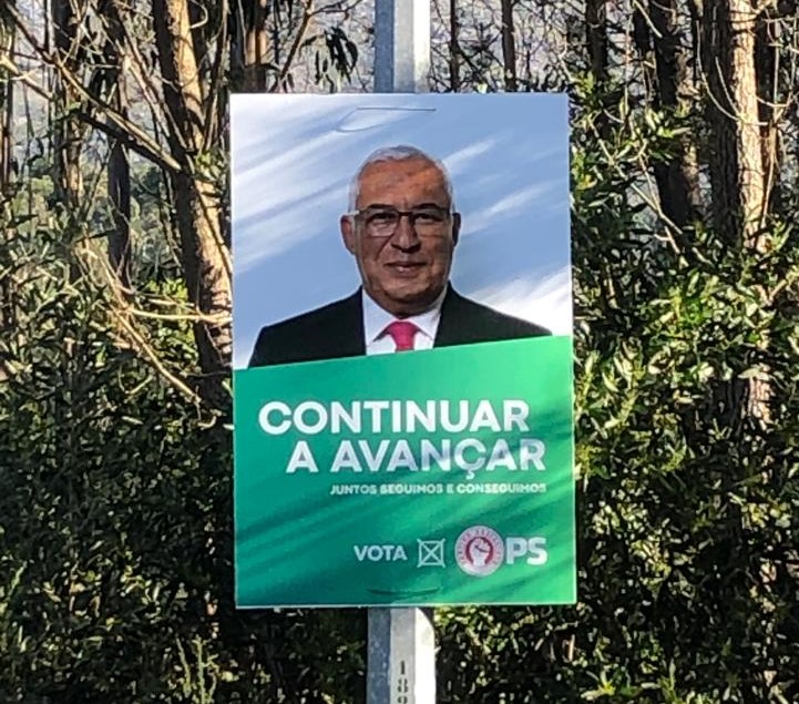 Verkiezingsposter met Antonio Costa erop