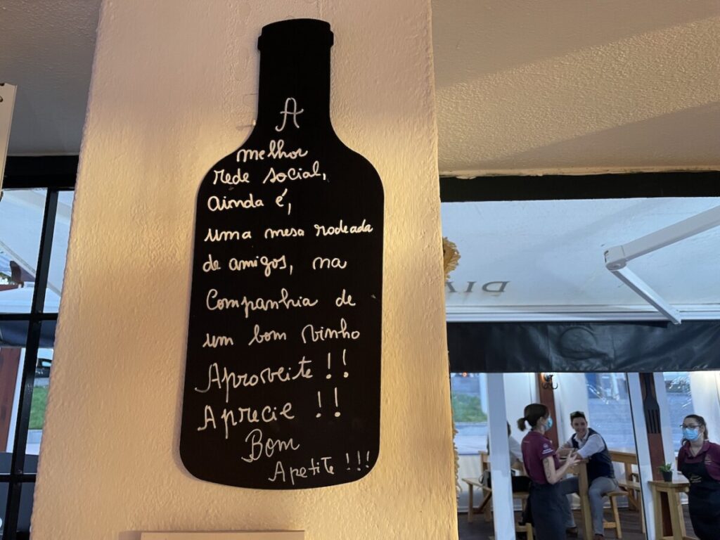 Bord in een restaurant in de Alentejo in Portugal