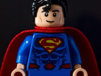 Playmobil Superman https://unsplash.com/photos/vhnljj9RkV8