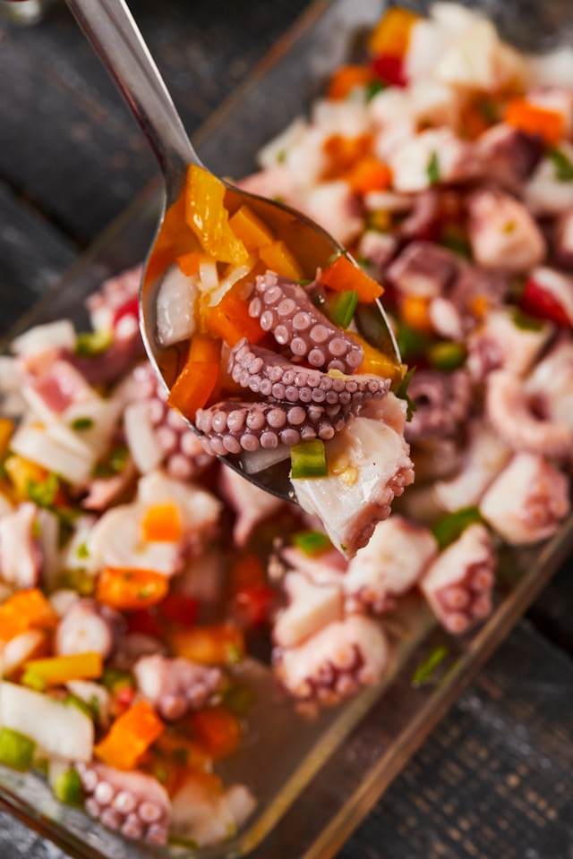 Octopussalade (salada de polvo) uit Portugal.