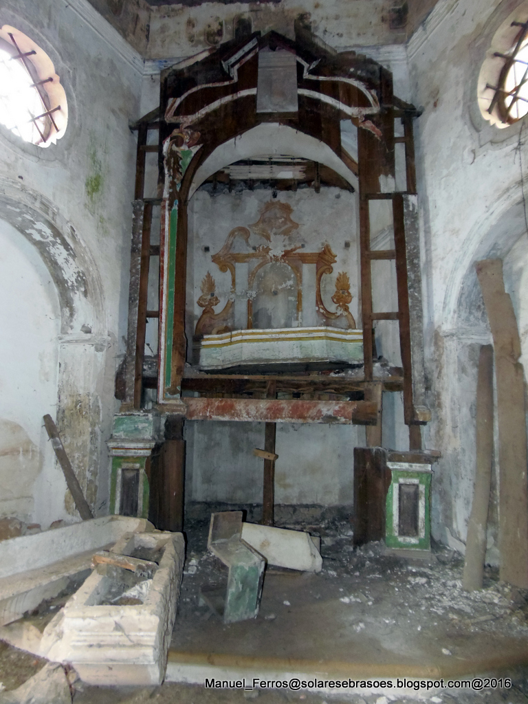 De kapel, de ruïne van binnen