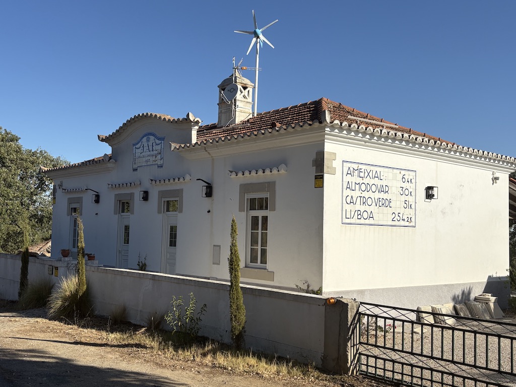 Casa in Vale Maria Dias