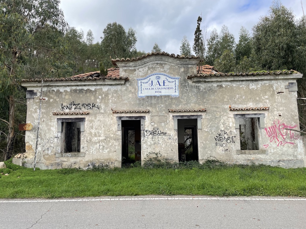 Casa Tanque de Serra