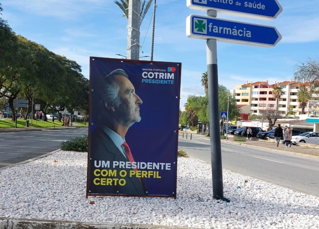 Verkiezingsposter op straat in Portugal