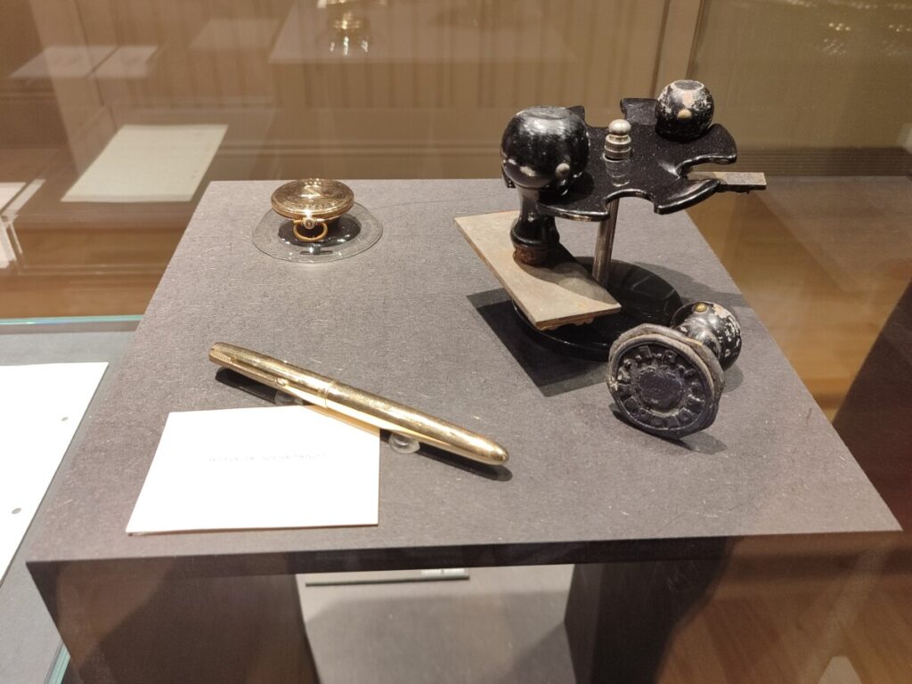 Pen, papier, stempel