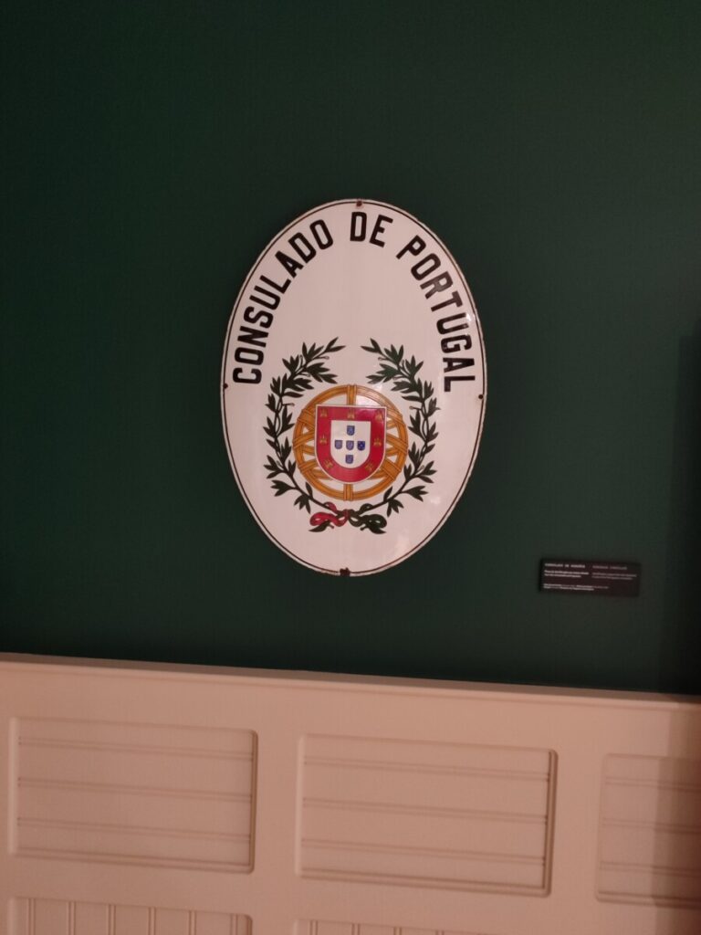 schild Portugees consulaat 