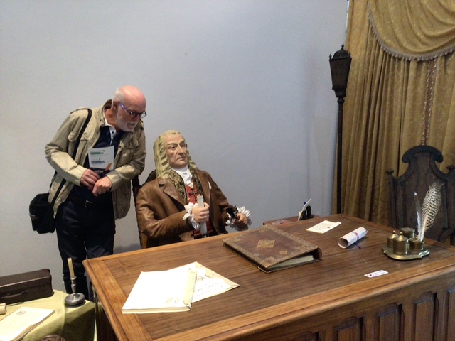 Overleg in het museum van Pombal 🙂