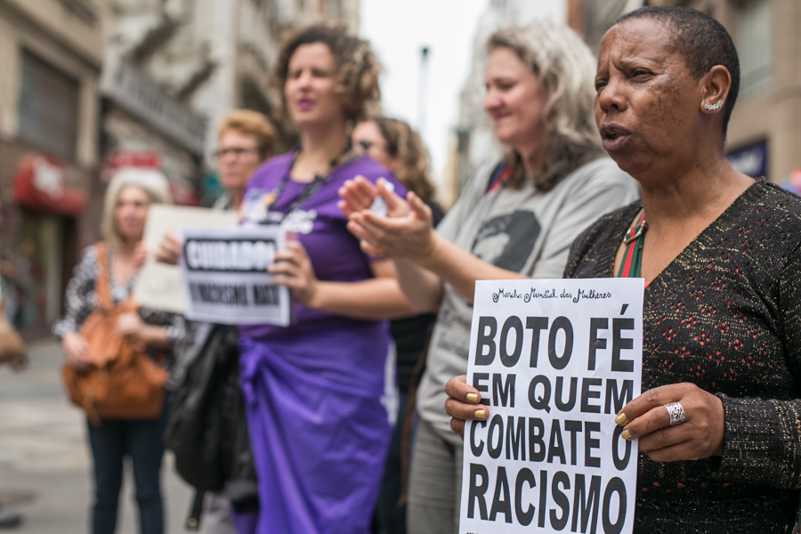 Protest tegen geweld tegen vrouwen. "Ik vertrouw op degenen die racisme bestrijden"